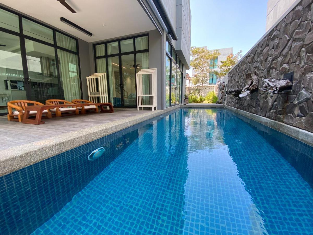 Ikiru 18 Private Saltwater Pool Villa, 3 Ensuite Br, Outdoor Bbq, 5 Mins To Beach Pantai Cenang  Exterior foto